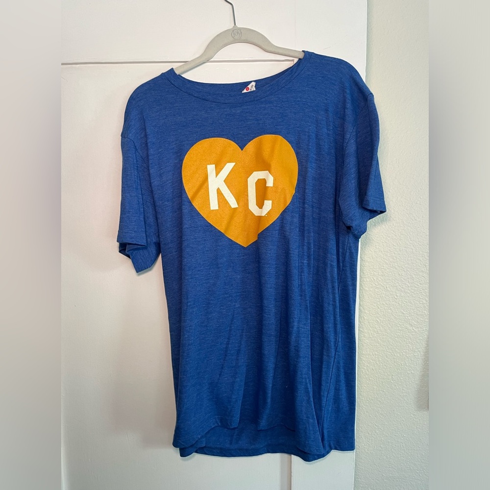 Charlie Hustle Heart KC Shirt - Large